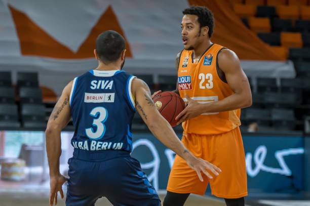 随后精准地 随后精准地