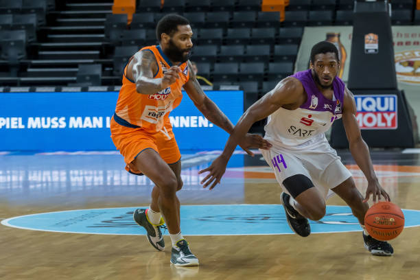 经过多个赛 经过多个赛